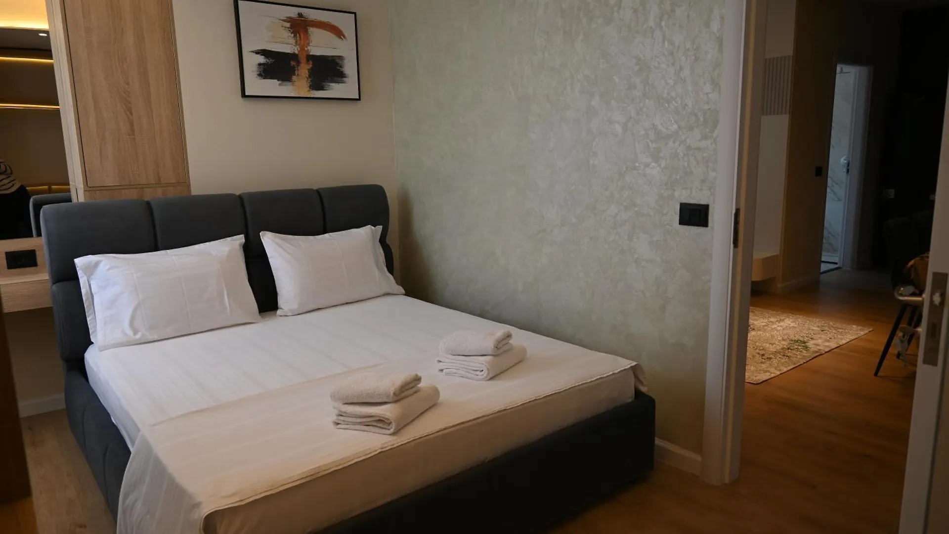 Central Modern Stay, Tirana Appartement