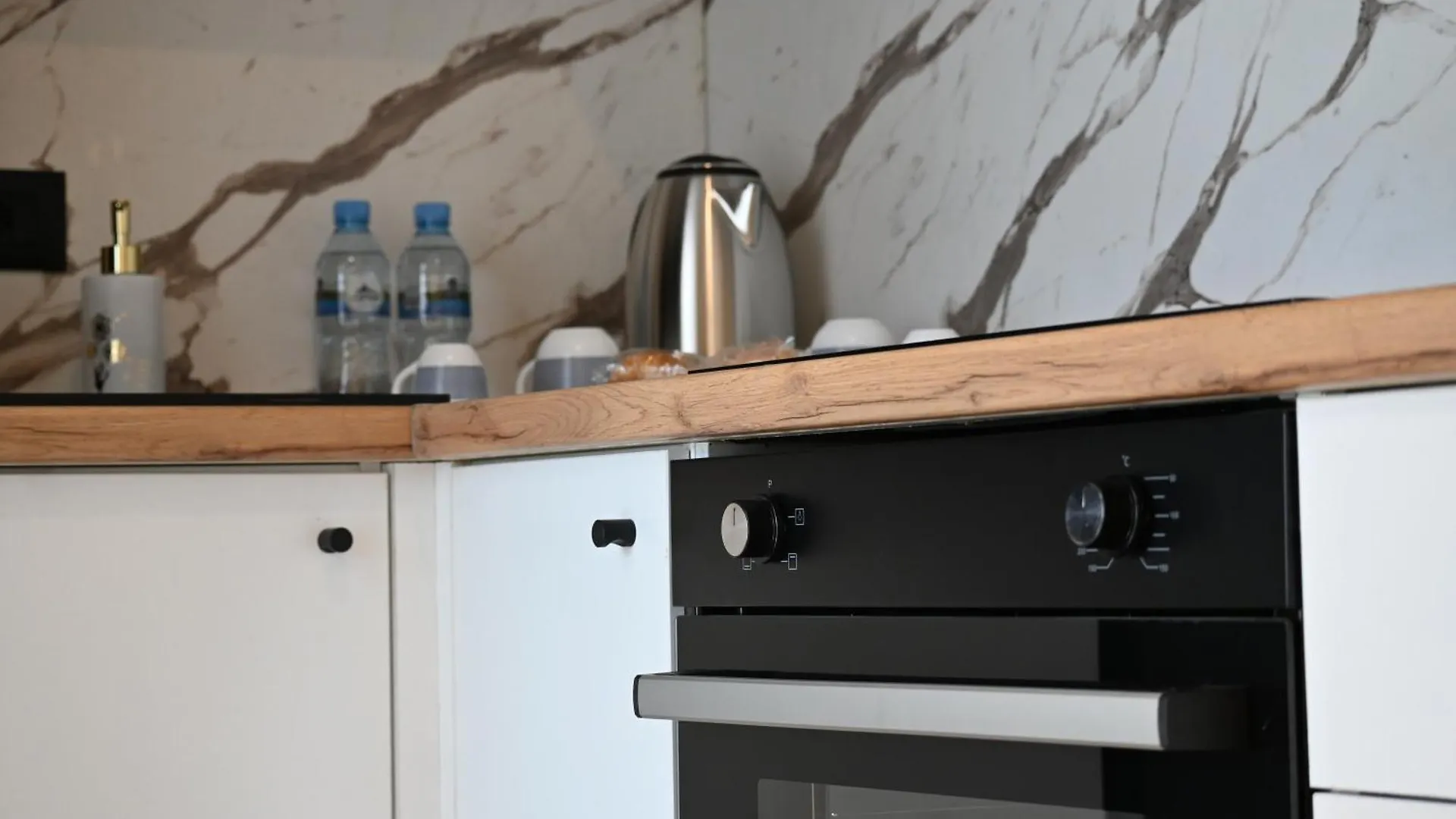 Central Modern Stay, Tirana Appartement